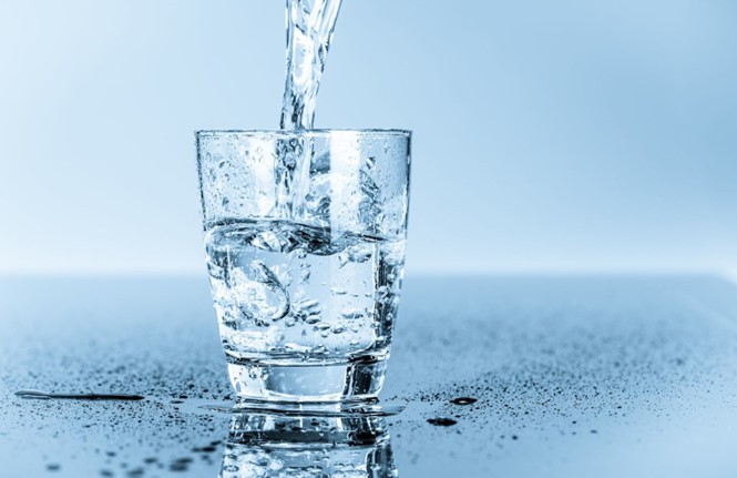 Uống theo cách này nước lọc thành &#39;thần dược&#39;, chữa nhiều bệnh cực kỳ nguy hiểm