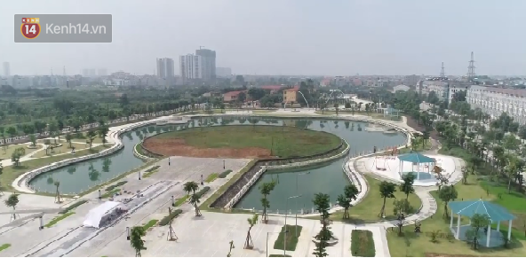 Cận cảnh công viên âm nhạc 200 tỷ đồng được thiết kế hình cây đàn sắp khai trương ở Hà Nội - Ảnh 2.