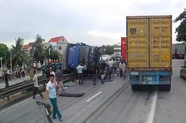 Hải Dương: Tai nạn giao thông 1 người chết, 5 người ra xem bị xe tải tông tử vong - Ảnh 1.