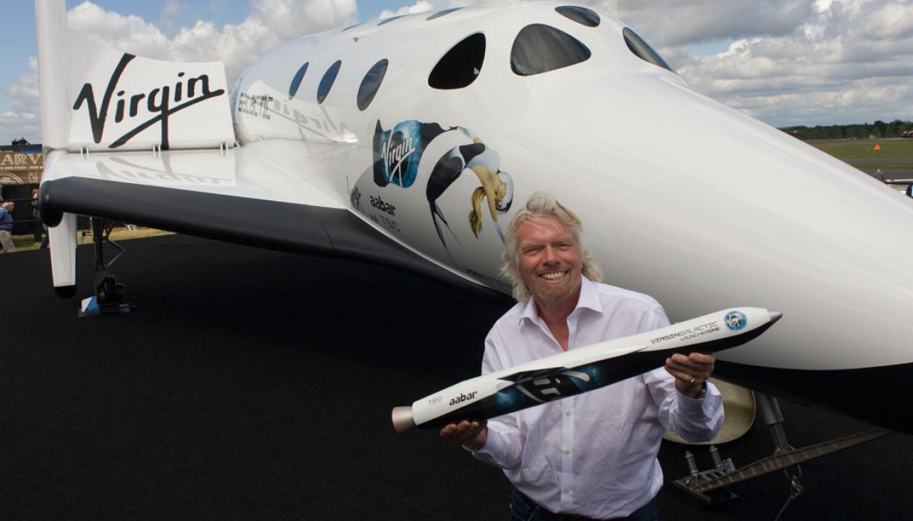 Cậu bé bị hiệu trưởng trù ẻo ngồi tù đến tỷ phú nhạc gì cũng nhảy Richard Branson: Nếu muốn uống sữa, đừng ngồi im giữa cánh đồng và mong những con bò tự tìm đến bạn! - Ảnh 5. Cậu bé bị hiệu trưởng trù ẻo ngồi tù đến tỷ phú nhạc gì cũng nhảy Richard Branson: Nếu muốn uống sữa, đừng ngồi im giữa cánh đồng và mong những con bò tự tìm đến bạn! - Ảnh 5.