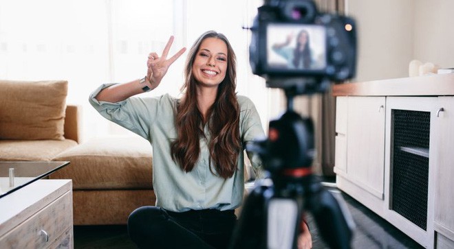 youtuber, vlogger, freelancer - 2 sai lầm chí mạng khiến bạn không bao giờ quay video đẹp được như YouTuber/vlogger chuyên nghiệp - photo youtuber, vlogger, freelancer - photo 1 1564278066674163018837 - 2 sai lầm chí mạng khiến bạn không bao giờ quay video đẹp được như YouTuber/vlogger chuyên nghiệp