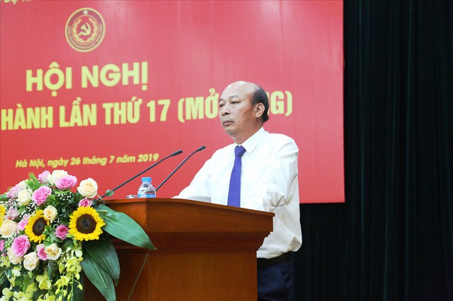  Chủ tịch TKV Lê Minh Chuẩn: Các ngân hàng quay lưng với dự án than  - Ảnh 1.