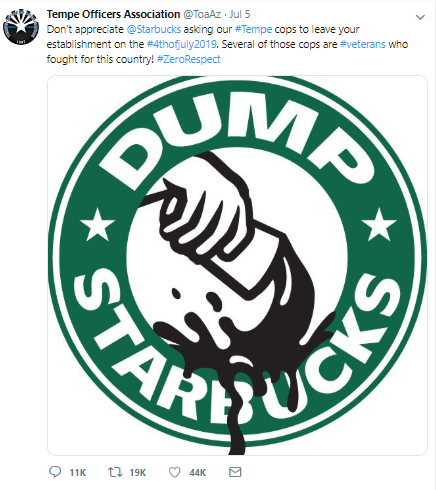 Đề nghị cảnh sát đi khuất mắt để không làm khách hàng lo sợ, Starbucks hứng chịu làn sóng chỉ trích gay gắt - Ảnh 2.