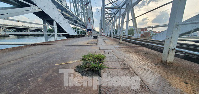  Bay trên cao ngắm cây cầu sắt 117 năm tuổi ở Sài Gòn sắp tháo dỡ  - Ảnh 8.