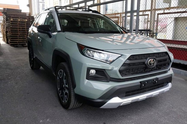 Thích xe Toyota nhập Mỹ, đại gia Việt vẫn chịu giá đắt gấp đôi đối thủ, vung tiền tỷ sở hữu hàng độc - Ảnh 1.