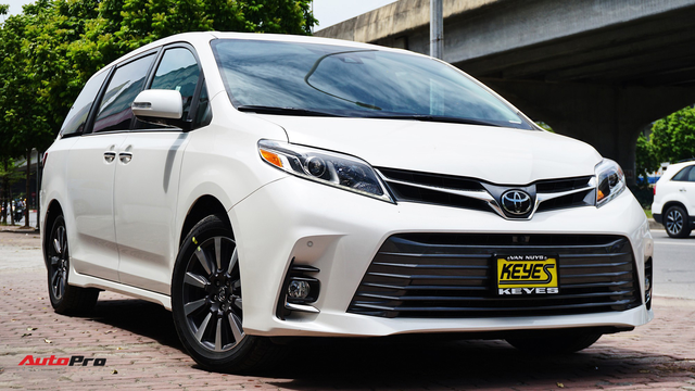 Thích xe Toyota nhập Mỹ, đại gia Việt vẫn chịu giá đắt gấp đôi đối thủ, vung tiền tỷ sở hữu hàng độc - Ảnh 3.