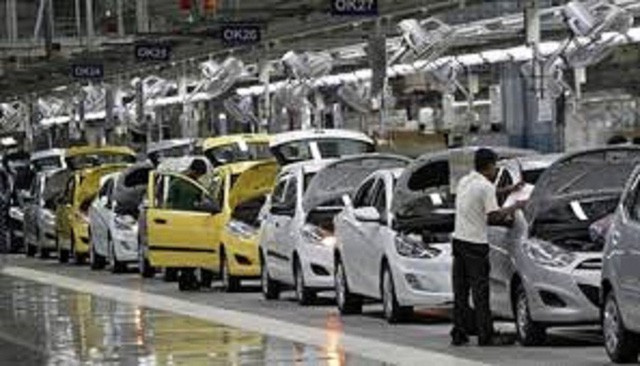  Cú tụt dốc không phanh của thị trường ô tô Ấn Độ  - Ảnh 1.