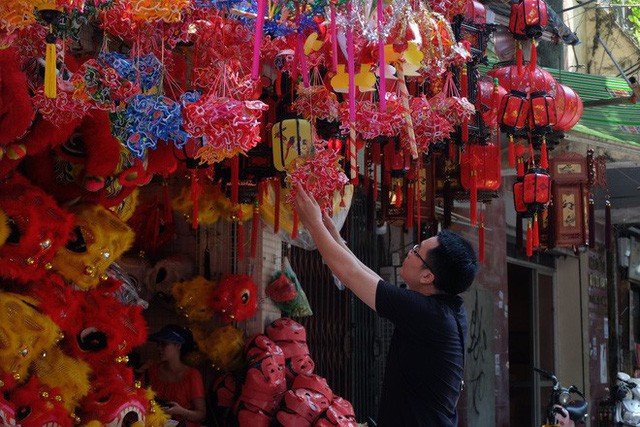  Hàng Mã rực rỡ sắc màu, đồ chơi made in Việt Nam lên ngôi Trung thu 2019  - Ảnh 12.