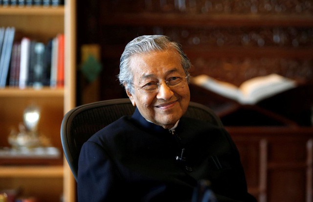  Bí quyết sống khỏe ở tuổi 94 của Thủ tướng Malaysia: Đạp xe gần 11 km, không ăn no và chỉ ngủ 6 tiếng/ngày!  - Ảnh 3.