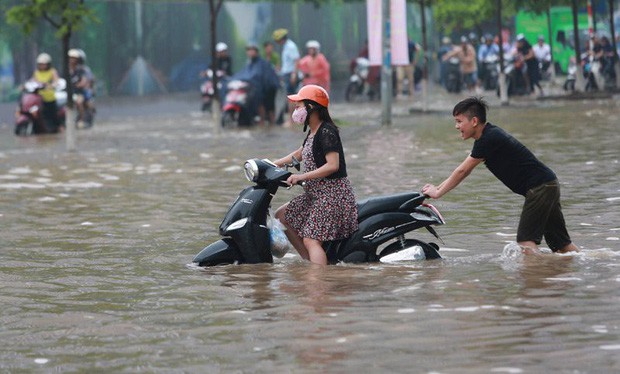 Hà Nội và miền Bắc tiếp tục mưa lớn trong 3 ngày tới - Ảnh 1.