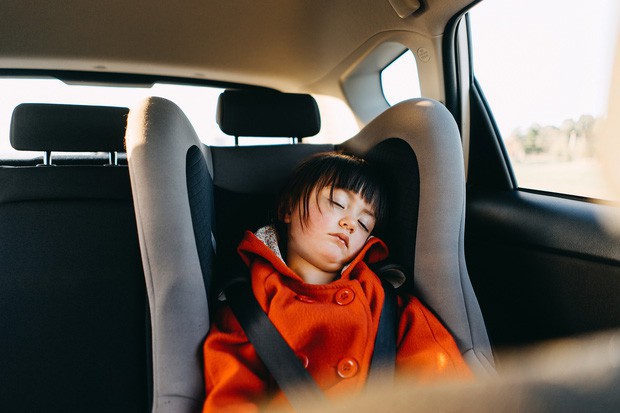  Người lớn ngủ trên ô tô 1 tiếng đã có thể tử vong, tình trạng nguy hiểm hơn gấp bội đối với trẻ em  - Ảnh 2.