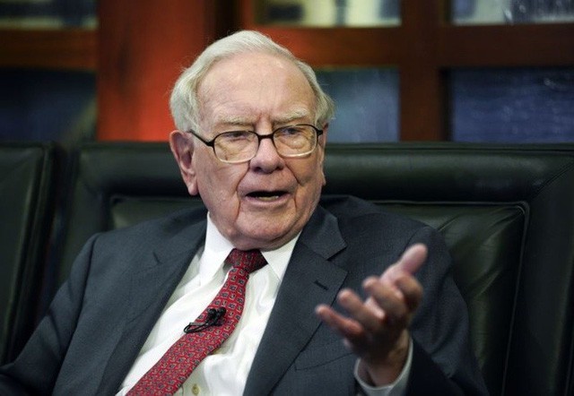 Chỉ từ một bữa ăn nhỏ, Warren Buffett đã dạy cho tôi bài học quý giá về sự thành công và đó chính là khoảnh khắc tuyệt vời nhất trong đời  - Ảnh 1.