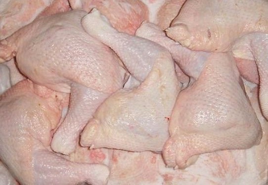 Kỷ lục 10 năm qua, thịt gà rẻ hơn cả rau ngoài chợ - Ảnh 1. Kỷ lục 10 năm qua, thịt gà rẻ hơn cả rau ngoài chợ - Ảnh 1.