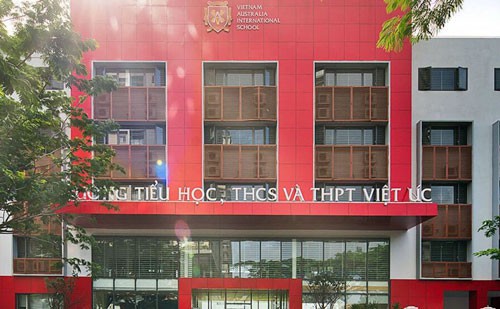 Trước khi bị tố suất ăn trưa lèo tèo vài miếng, Trường Quốc tế Việt Úc còn bị phát hiện có giòi trong thức ăn  - Ảnh 3.