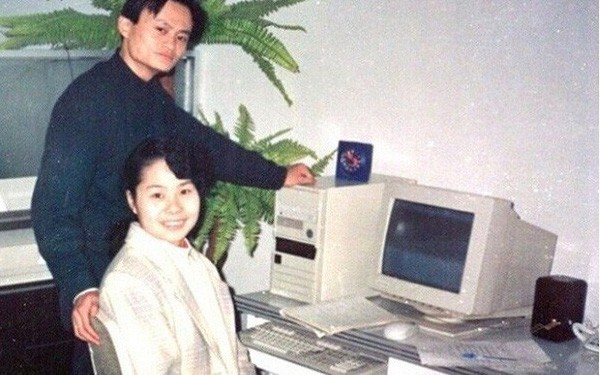 Jack Ma khẳng định: Đàn ông nghe vợ, sớm muộn cũng thành công, đừng bao giờ coi thường tư duy của phụ nữ - Ảnh 1. Jack Ma khẳng định: Đàn ông nghe vợ, sớm muộn cũng thành công, đừng bao giờ coi thường tư duy của phụ nữ - Ảnh 1.