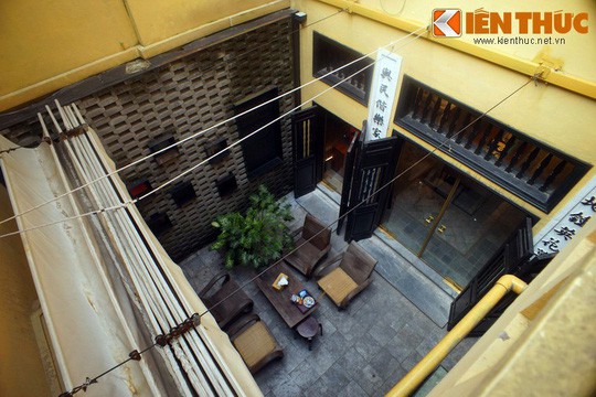 Bí mật giấu kín trong nhà cổ nổi tiếng nhất phố Hàng Đào - Ảnh 5. Bí mật giấu kín trong nhà cổ nổi tiếng nhất phố Hàng Đào - Ảnh 5.