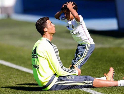  Ông bố Ronaldo nổi tiếng đào hoa, sát gái nhưng dạy con lại vô cùng chỉn chu và đáng ngưỡng mộ  - Ảnh 6.