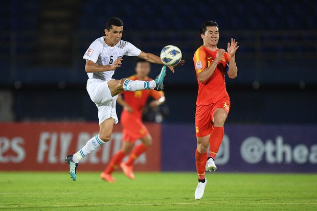 Thi đấu cực tệ để rồi bị loại sớm trước một vòng đấu, U23 Trung Quốc phải đi vé hạng phổ thông về nước - Ảnh 1.
