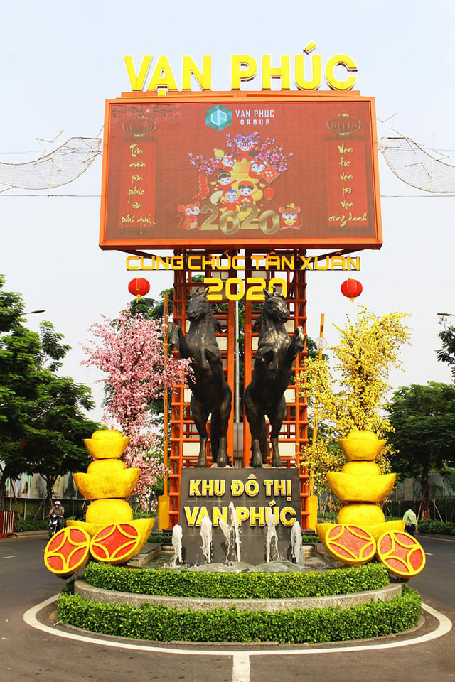 Khu đô thị, chung cư rộn ràng tràn ngập sắc xuân đón Tết Canh Tý - Ảnh 7. Khu đô thị, chung cư rộn ràng tràn ngập sắc xuân đón Tết Canh Tý - Ảnh 7.
