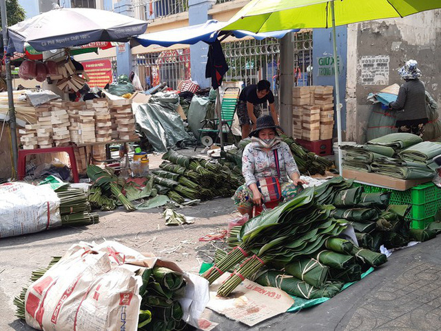  Chợ lá dong nửa thế kỷ ở Sài Gòn ế ẩm do heo tăng giá  - Ảnh 10.