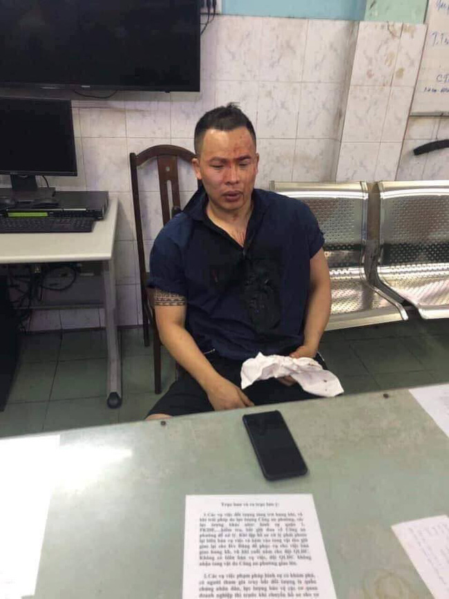 Vũ Khắc Tiệp vừa chối chuyện bị giang hồ đánh bầm dập thì tiếp tục loạt bằng chứng đanh thép lại được tung ra - Ảnh 1.