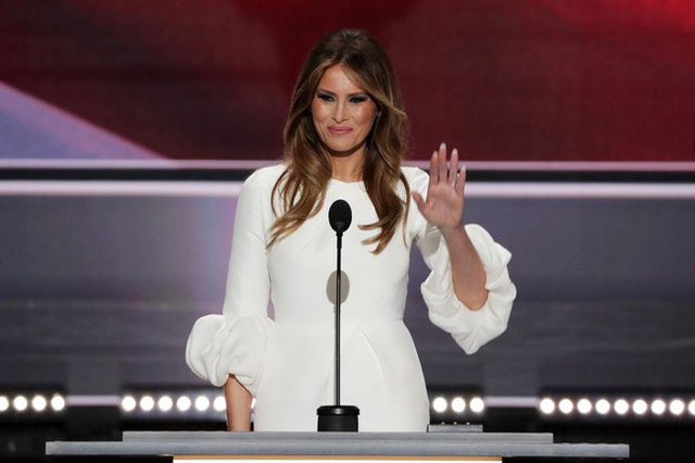  Từng nhiều lần bị công chúng chê cười nhưng khi Melania Trump nói ra quan điểm dạy con của mình, ai cũng đồng tình khen ngợi  - Ảnh 1.