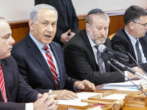 Bao nhiêu quốc gia sẽ bị cuốn vào vòng xoáy nếu chiến tranh Mỹ - Iran? - Ảnh 2. Bao nhiêu quốc gia sẽ bị cuốn vào vòng xoáy nếu chiến tranh Mỹ - Iran? - Ảnh 2.