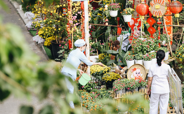 Khi các bác sĩ Sài Gòn chung tay thiết kế đường hoa xuân trong bệnh viện: Đem Tết đến thật gần cho người bệnh ở Chợ Rẫy - Ảnh 19.