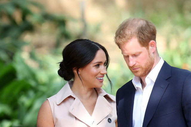  Dân Anh giận dữ khi biết lý do thực sự khiến vợ chồng Meghan Markle đột ngột từ bỏ vai trò hoàng gia để sang Bắc Mỹ: Hóa ra là vì tiền?  - Ảnh 3.