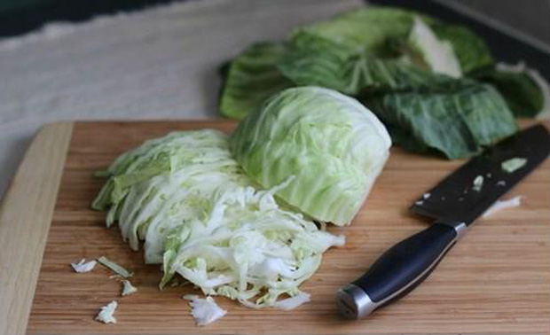 Nếu có dạ dày yếu, bạn nên ăn ít đi 2 quả vàng và ăn nhiều hơn 2 loại rau xanh  - Ảnh 3.