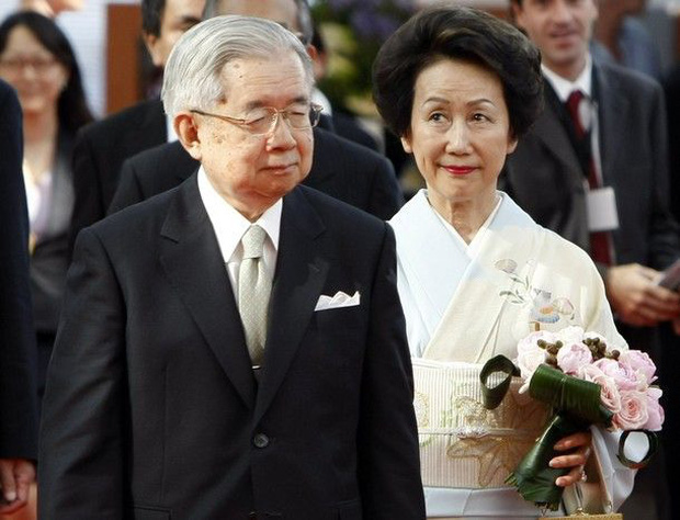 Hoàng tử bé Hisahito đứng thứ 2 trong danh sách kế thừa ngôi báu vì Nhật hoàng Naruhito không có con trai, vị trí thứ 3 ít ai biết tới - Ảnh 3.