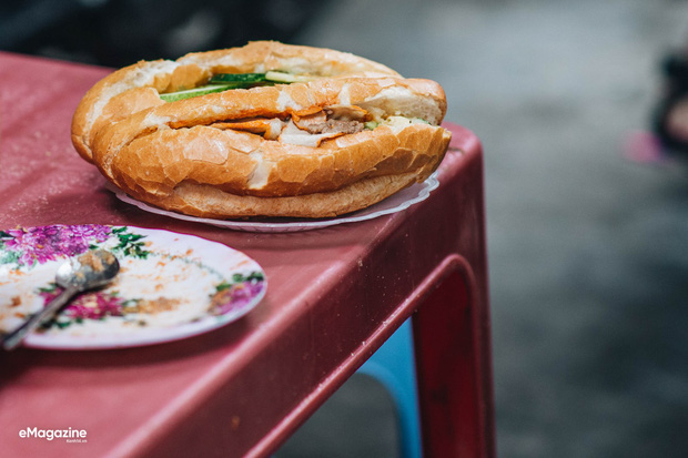 Bánh mì Việt Nam bất ngờ phủ sóng khắp nơi, dân tình thi nhau minh oan cho món street-food lừng danh thế giới - Ảnh 6.