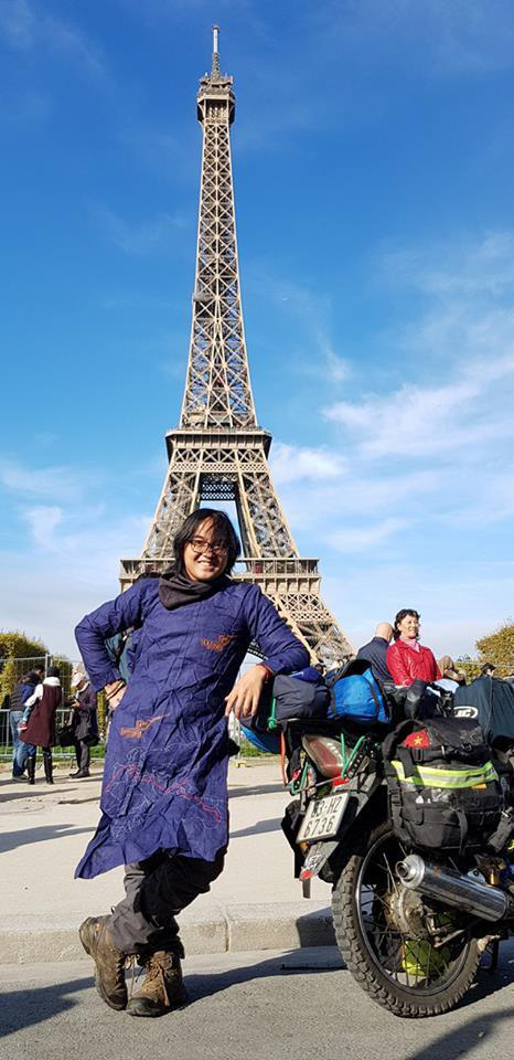 Phượt thủ Trần Đặng Đăng Khoa kỉ niệm 1000 ngày vòng quanh thế giới bằng xe cà tàng - Ảnh 1.