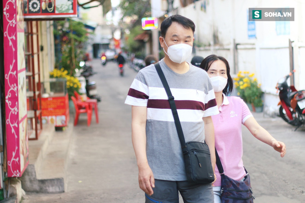 Nha Trang sau ca nhiễm virus corona đầu tiên từ người sang người: Không còn người Hoa, cửa hàng đóng vì ế ẩm - Ảnh 1. Nha Trang sau ca nhiễm virus corona đầu tiên từ người sang người: Không còn người Hoa, cửa hàng đóng vì ế ẩm - Ảnh 1.