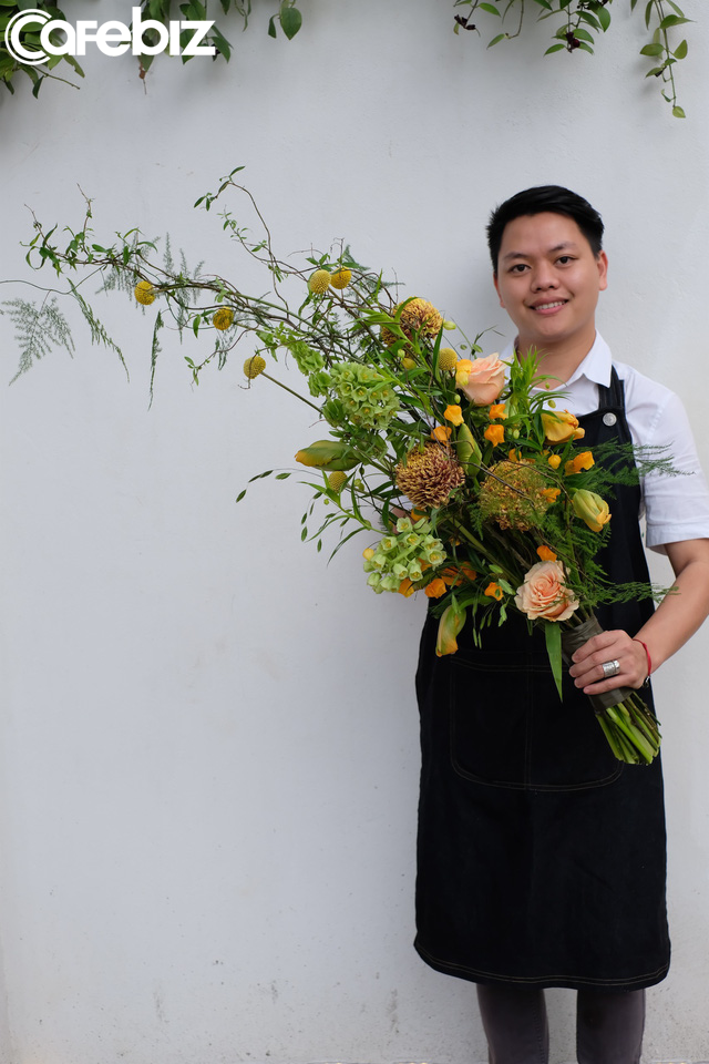 Nhà thiết kế hoa Hà Minh Khôi - Forbes Vietnam Top 30 under 30: Nghề hoa ở Việt Nam tương đối thiệt thòi, nhưng tương lai sẽ đi rất xa! - Ảnh 1.