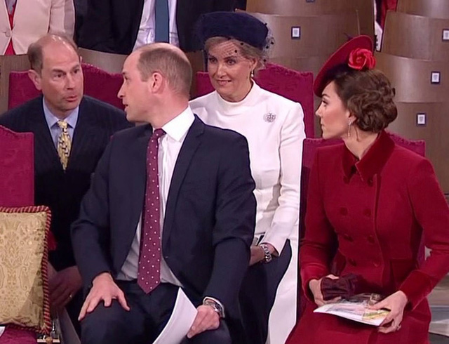 Vợ chồng Hoàng tử William bị chỉ trích vì cư xử thô lỗ với nhà Meghan Markle, đặc biệt là thái độ của Công nương Kate dành cho em dâu - Ảnh 4. Vợ chồng Hoàng tử William bị chỉ trích vì cư xử thô lỗ với nhà Meghan Markle, đặc biệt là thái độ của Công nương Kate dành cho em dâu - Ảnh 4.