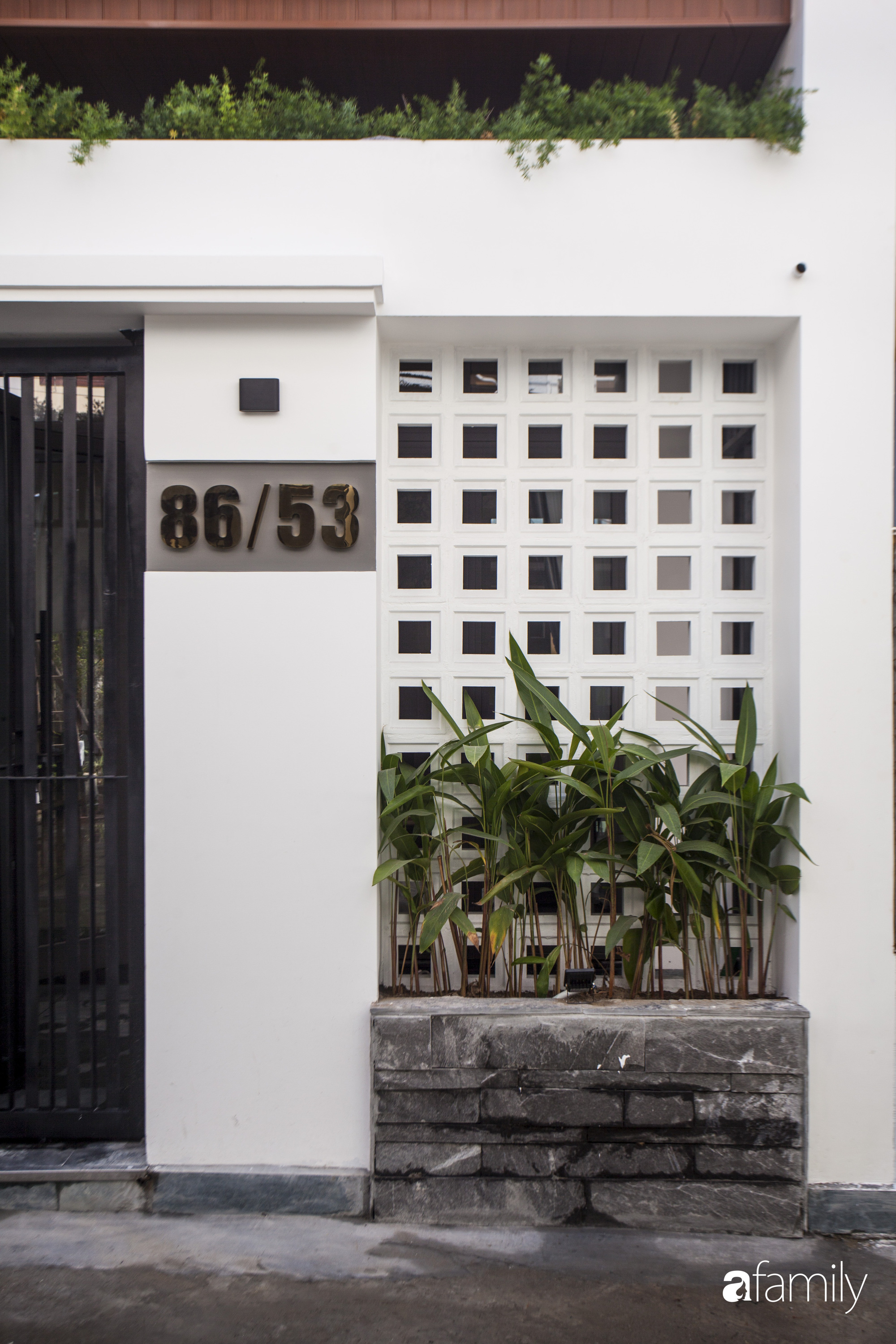 Ngôi nhà 2,5 tầng được áp dụng phong cách tối giản ở Đà Nẵng