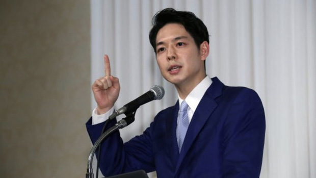 Chân dung thống đốc trẻ nhất Nhật Bản đang khiến chị em phát cuồng: Ngoại hình cực phẩm, tài giỏi hơn người và đi lên từ 2 bàn tay trắng - Ảnh 6.