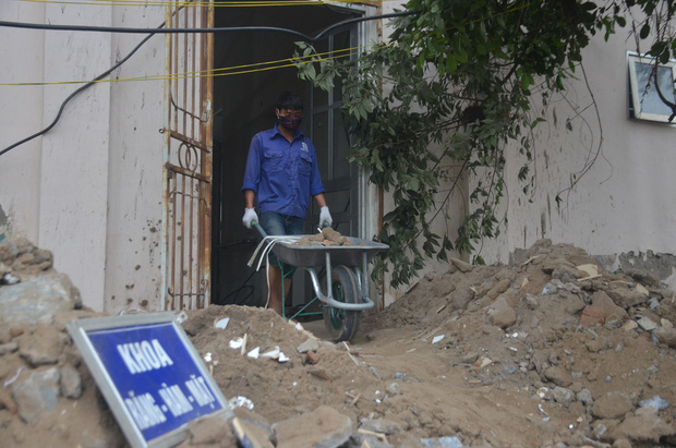 Chùm ảnh: Cận cảnh quá trình biến bệnh viện bỏ hoang ở Hà Nội thành khu cách ly dành cho 200 người - Ảnh 5.