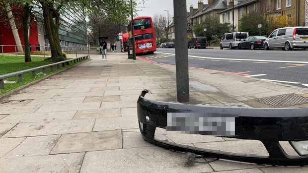 Hiện thực đáng ngại ở London giữa đại dịch virus corona: Siêu thị cháy hàng nhưng nhiều bar sàn vẫn... kín chỗ - Ảnh 3. Hiện thực đáng ngại ở London giữa đại dịch virus corona: Siêu thị cháy hàng nhưng nhiều bar sàn vẫn... kín chỗ - Ảnh 3.