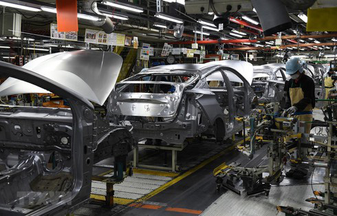  Nguy cơ đóng cửa nhà máy, ô tô xin giảm 50% thuế phí cho khách mua xe  - Ảnh 2.