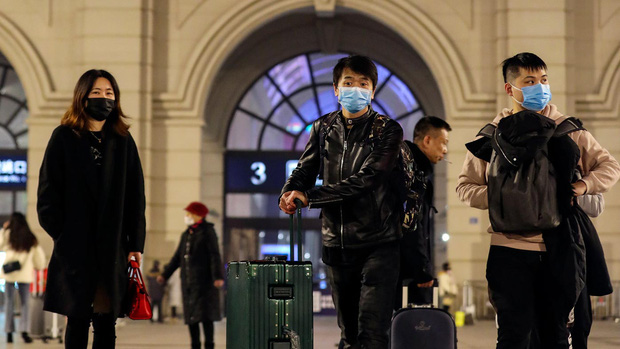 Những người con Vũ Hán bắt đầu trở về quê hương: Tôi nghĩ Vũ Hán giờ còn an toàn hơn - Ảnh 1. Những người con Vũ Hán bắt đầu trở về quê hương: Tôi nghĩ Vũ Hán giờ còn an toàn hơn - Ảnh 1.