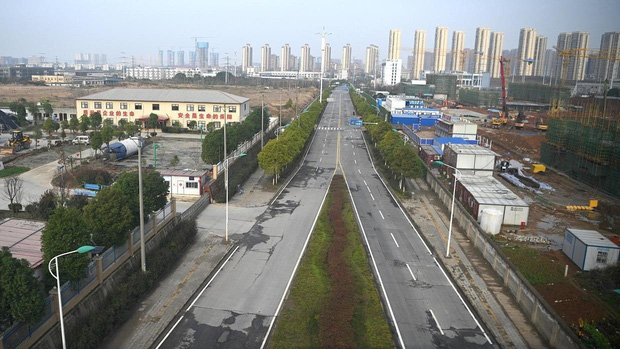 Những người con Vũ Hán bắt đầu trở về quê hương: Tôi nghĩ Vũ Hán giờ còn an toàn hơn - Ảnh 4. Những người con Vũ Hán bắt đầu trở về quê hương: Tôi nghĩ Vũ Hán giờ còn an toàn hơn - Ảnh 4.