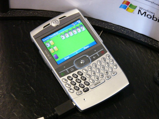 Motorola Q (2005, Windows Mobile flagship)