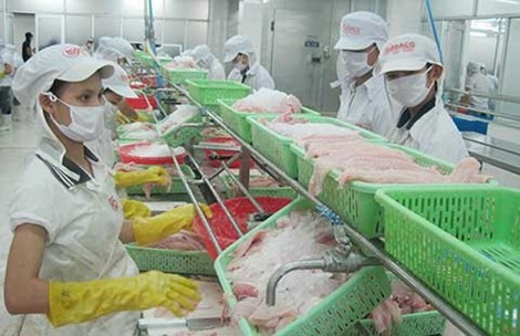 Việc phải đóng phí cao làm giảm sức cạnh tranh của thủy sản xuất khẩu.