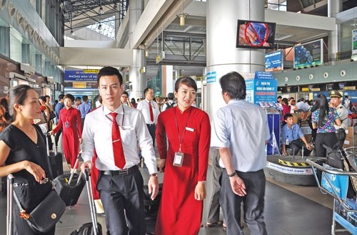 Vietnam Airlines đã đề nghị được nhượng quyền khai thác thương mại toàn bộ Nhà ga hành khách T1 tại CHK quốc tế Nội Bài.
