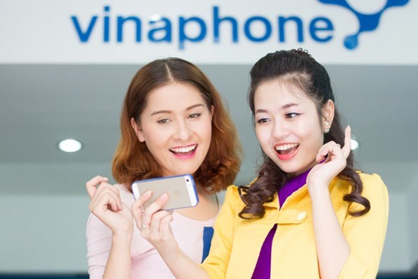 Sau khi MobiFone tách ra, VinaPhone  doanh nghiệp chủ lực của VNPT. (Ảnh: VNP)