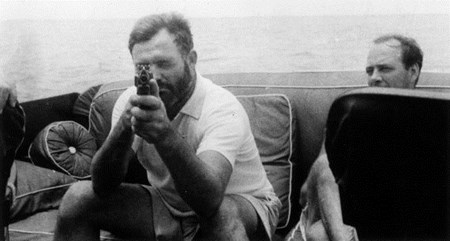 Su that it biet ve cuoc doi nha van doat giai Nobel Ernest Hemingway