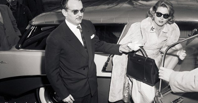 
Công nương Monaco Grace Kelly và chiếc túi mang tên chính mình
