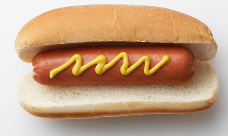 1 chiếc Hot dog là đủ cho bữa ăn của Elon Musk.